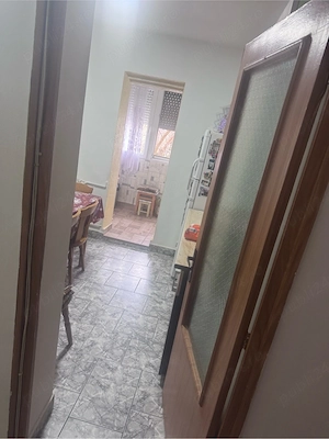 Vând apartament  - imagine 2