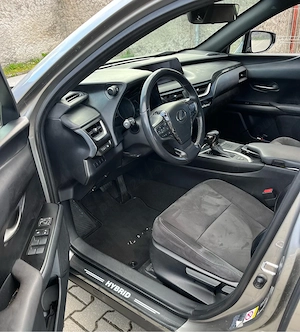 Lexus ux 250h business edition - 2019 - 68.000km - 19.800 negociabil - imagine 6