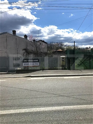 Teren intravilan, utilitati trase, zona Teis