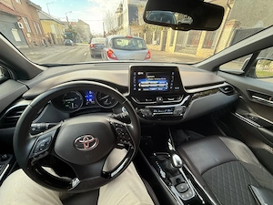 Vând Toyota C-HR Hybrid - imagine 5