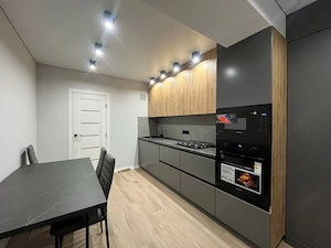 Închiriez garsonieră în Rahova