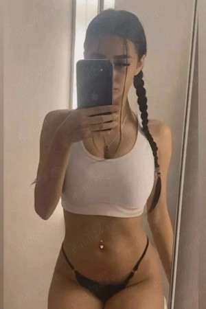 Sunt Camelia Nouă în Orașul tău  - imagine 2