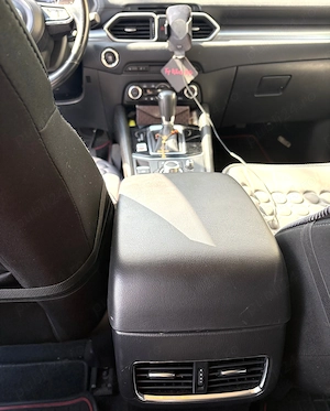 vânzare auto 27666 km, achiziționată din Japonia, înmatriculată iunie 2018, toate reviziile la Mazda - imagine 3