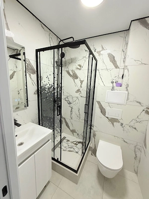 Inchiriere garsoniera in zona Apărătorii Patriei aproape de metrou. - imagine 3