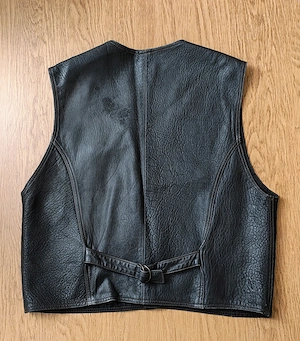 Vestă din piele neagră, mărime XL, ajustabilă - imagine 4