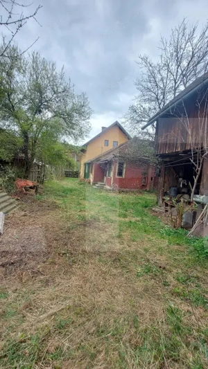 Casă tradițională cu teren generos – Covasna Voinesti