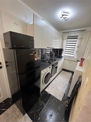 Apartament 2 camere mobilat, renovat si utilat complet. Decomandat - imagine 4