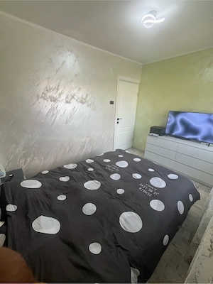 Apartament 2 camere mobilat, renovat si utilat complet. Decomandat - imagine 2