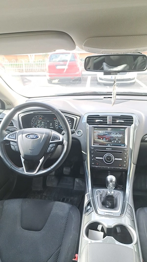 Ford Mondeo Mk 5 - imagine 7