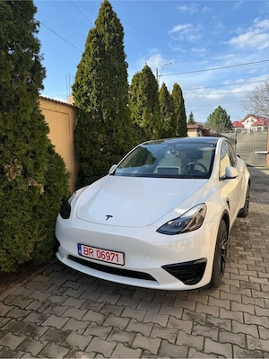Vand Tesla Model Y 2023