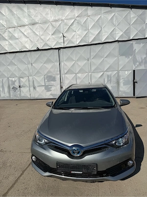 Toyota Auris  - imagine 5