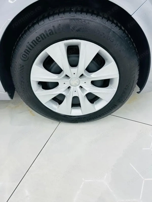 PEUGEOT 208 - imagine 9