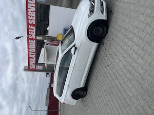 Vând VW PASSAT BREAK B8 ,2015 ,150 CP ,diesel  - imagine 4