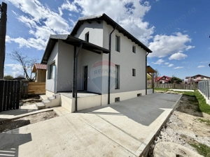 Casă / Vilă Golesti - imagine 2