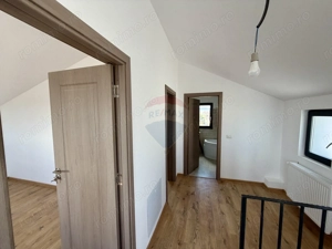 Casă / Vilă Golesti - imagine 11