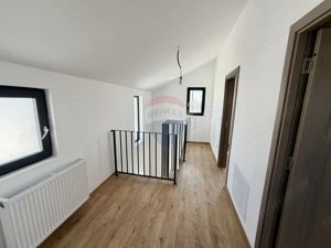 Casă / Vilă Golesti - imagine 18