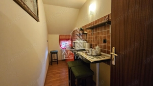 Vila de vanzare in Ghioroc - imagine 18