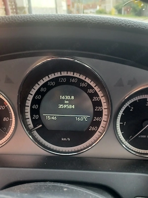 De vînzare Mercedes c 220 - imagine 2