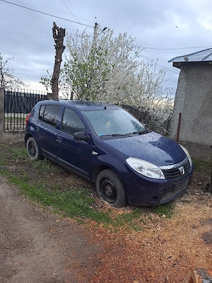 Vând sandero 16mpi din 2009