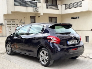 Peugeot 208 1.6 Diesel 95 Cp - imagine 2