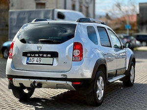 Dacia Duster 1.5 dCi Euro 5 Prestige - imagine 4