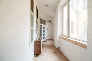 Apartament elegant în clădire cu arhitectură istorică  - imagine 18