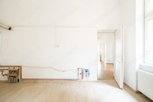 Apartament elegant în clădire cu arhitectură istorică  - imagine 14