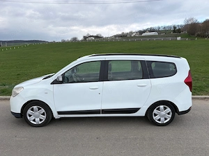 Dacia Lodgy 1.5 dci 7 Locuri . Euro 5. Klima - imagine 2