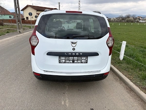 Dacia Lodgy 1.5 dci 7 Locuri . Euro 5. Klima - imagine 7
