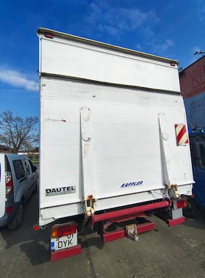 IVECO Eurocargo cu Lift - imagine 3