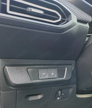 Dacia Logan XX Eco-G GPL fabricata 2025, proprietar in acte - imagine 3