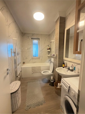 vand apartament 2 camere Dumbravita  - imagine 5