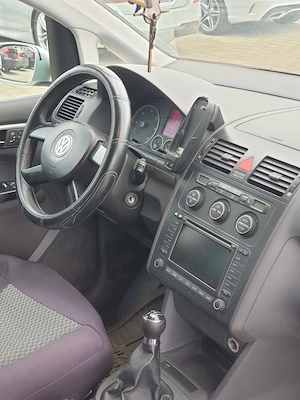 Volkswagen Touran 1.9 TDI   7 locuri - imagine 7