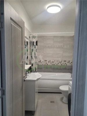 Apartament 2 camere decomandat  zona Nord - imagine 14