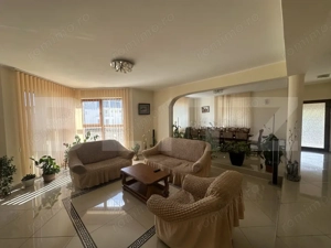 Casă spațioasă cu etaj, teren generos și livadă, Zona Paulesti - imagine 2