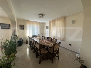 Casă spațioasă cu etaj, teren generos și livadă, Zona Paulesti - imagine 3