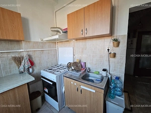 Apartament 2 camere, decomandat, etaj 2 din 2, cu pod, zona Aeroport, comision 0% - imagine 13