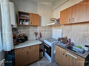 Apartament 2 camere, decomandat, etaj 2 din 2, cu pod, zona Aeroport, comision 0% - imagine 12