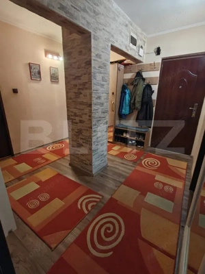 Apartament 4 camere, 82 mp utili, Micro 16 - imagine 2