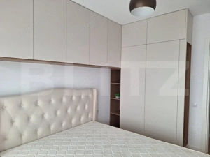 Apartament lux 2 camere 45 mp, terasa 10.50 mp, etaj intermediar, garaj, Eroilor - imagine 6