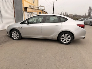 Opel Astra 1.4 benzina 140CP - imagine 5