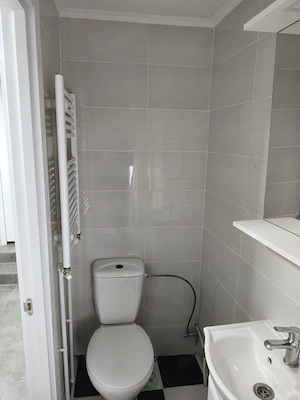 Garsonieră  de închiriat în Lujerului centrala proprie - imagine 2