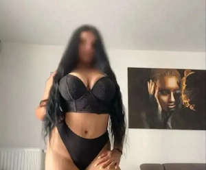 Doar deplasari party girl