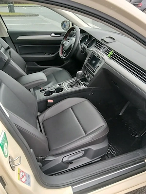 Vw passat B8 08.2019 - imagine 6