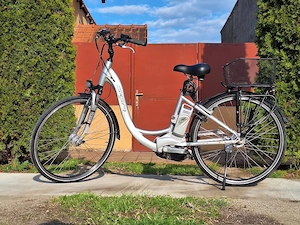 De vanzare bicicleta asistata electric