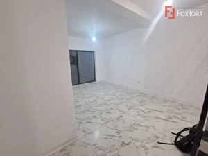 Duplex de vanzare cu 3 camere si teren de 309 mp - Recas - imagine 2
