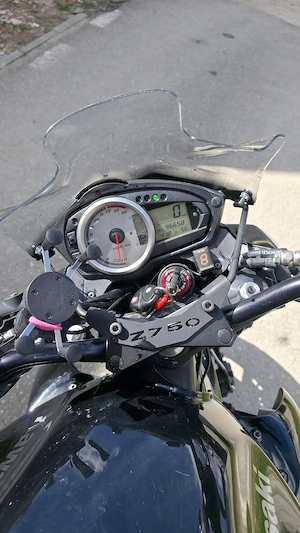 Kawasaki Z750 2009 Naked Bike Full Black - imagine 5