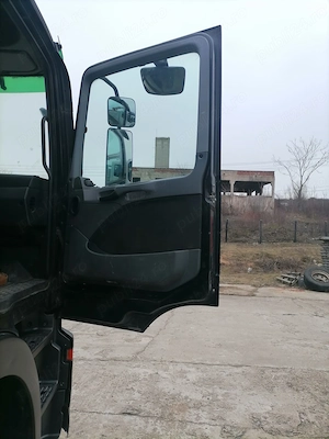 Vindem Mercedes Benz Actros 1832 cu macara Palfinger 15001L - imagine 9