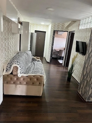 Apartament 2 camere decomandat - 68 mp - mobilat - Giroc