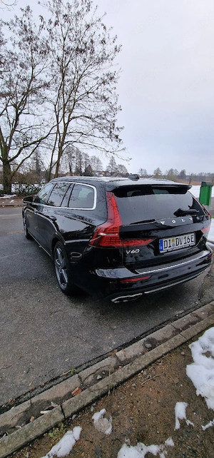 Volvo V60 T8 390PS Plug-in-Hybrid  Awd Recharge  - imagine 6
